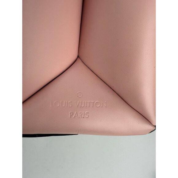 Louis Vuitton Grenelle PM Pink Epi Leather Shoulder Bag - Picture 7 of 16